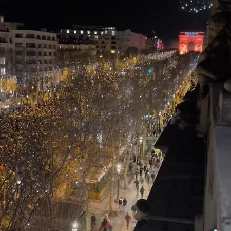 Appartamento élysées Vip Parigi