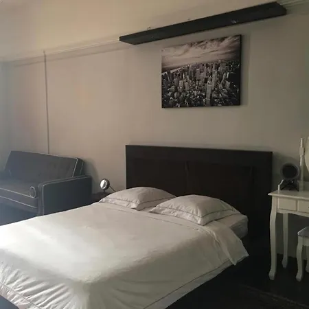 élysées Vip Apartman *