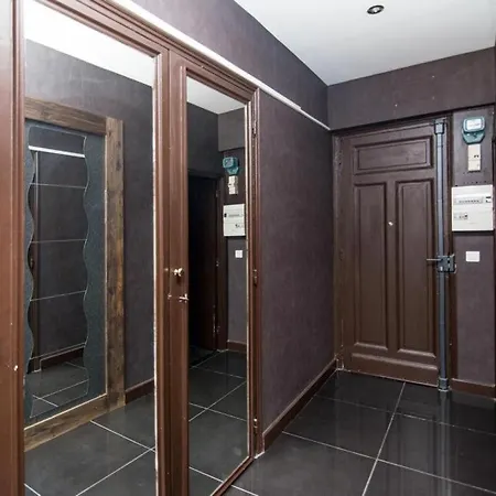 Elysees Vip Apartamento